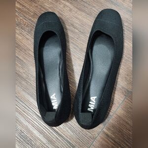 MIA Black Knit Slip-On Ballet Flats